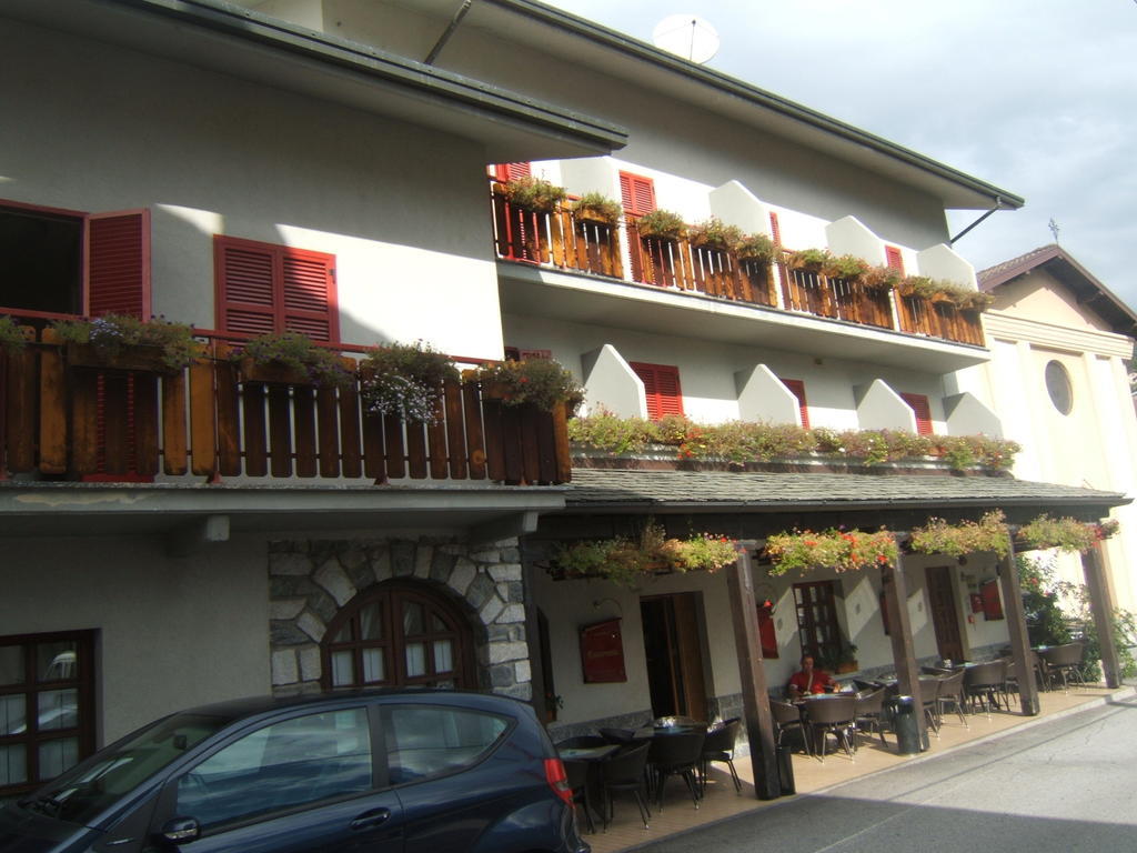 Hotel Berlinghera Sorico Quarto foto